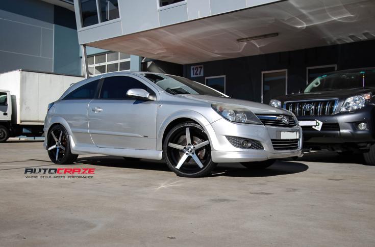 HOLDEN ASTRA (5 STUD) RACER BLACK MACHINED FACE